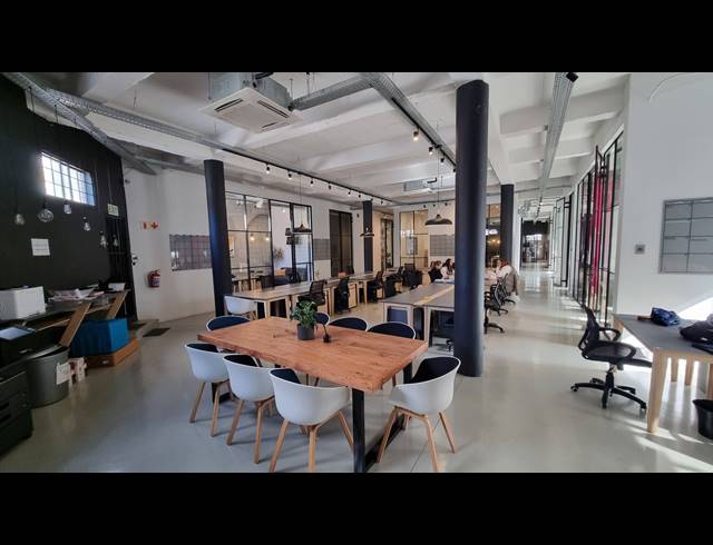 525M² SERVICED OFFICE FOR SALE IN WOODSTOCK